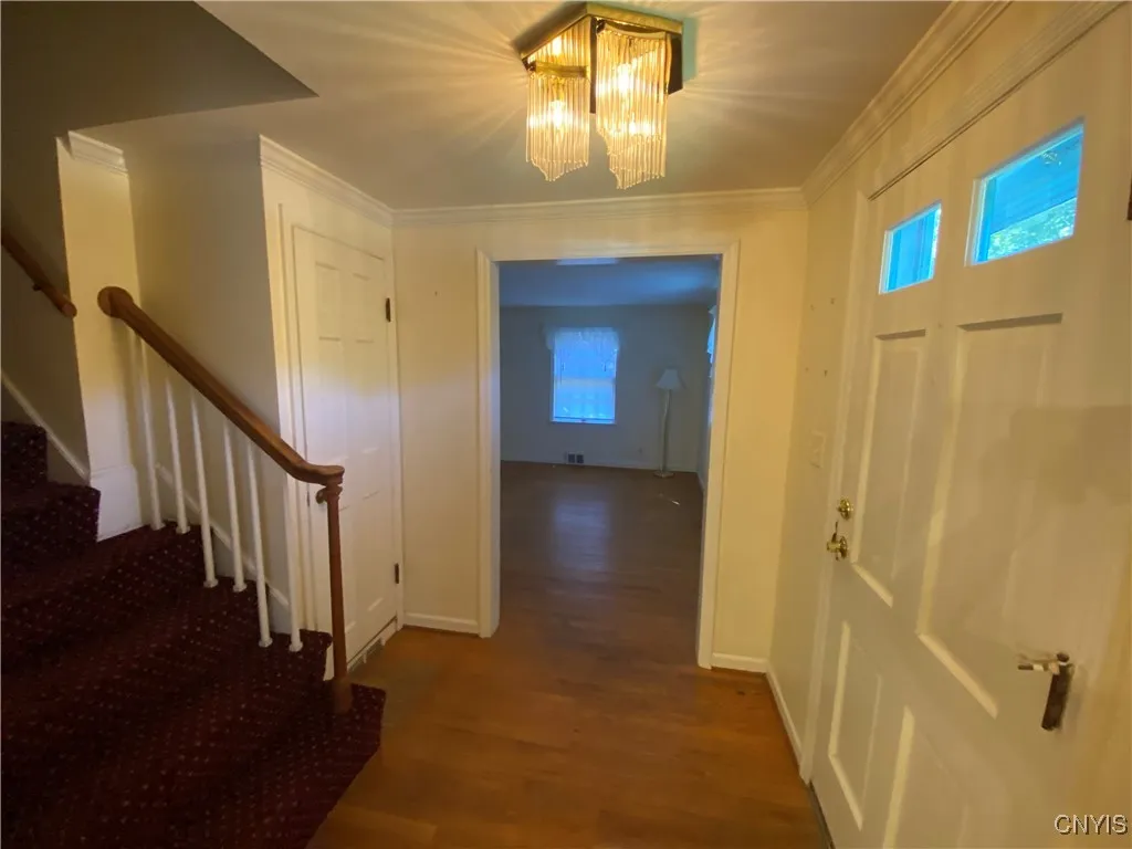 103 Paris Road, New Hartford, New York 13413, New Hartford, New York 13413, 4 Bedrooms Bedrooms, 8 Rooms Rooms,2 BathroomsBathrooms,Residential,For Sale,103 Paris Road, New Hartford, New York 13413,0,S1639139