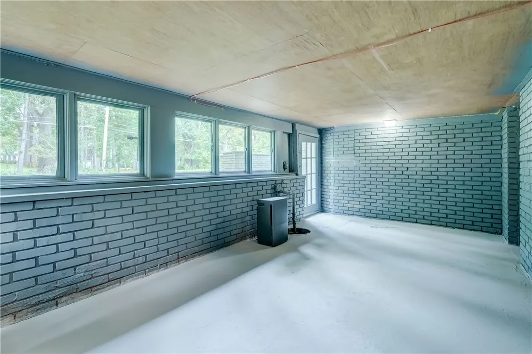 255 Woodland Road, Pittsford, New York 14534, Pittsford, New York 14534, 4 Bedrooms Bedrooms, 10 Rooms Rooms,3 BathroomsBathrooms,Residential,Closed,255 Woodland Road, Pittsford, New York 14534,0,R1639153