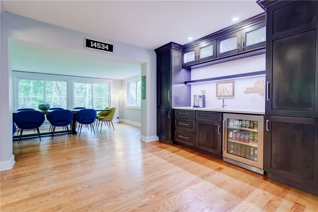 255 Woodland Road, Pittsford, New York 14534, Pittsford, New York 14534, 4 Bedrooms Bedrooms, 10 Rooms Rooms,3 BathroomsBathrooms,Residential,Closed,255 Woodland Road, Pittsford, New York 14534,0,R1639153