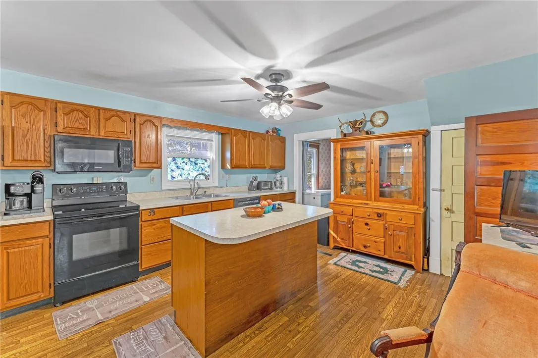 698 Mineral Springs Road, Cobleskill, New York 120, Cobleskill, New York 12043, 4 Bedrooms Bedrooms, 11 Rooms Rooms,2 BathroomsBathrooms,Residential,Closed,698 Mineral Springs Road, Cobleskill, New York 120,0,R1639144