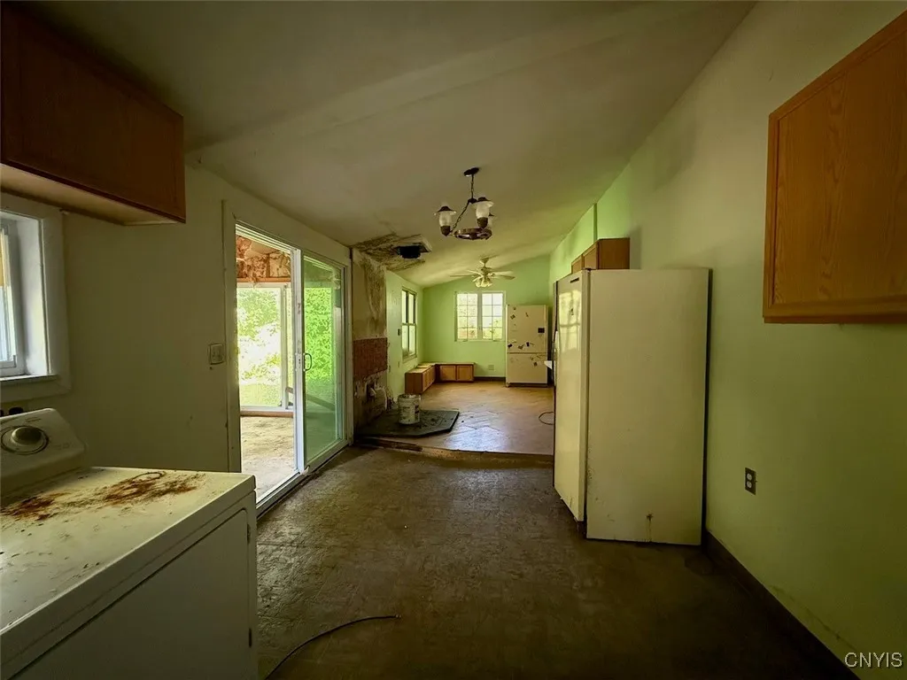 833 County Route 14, Granby, New York 13069, Granby, New York 13069, 4 Bedrooms Bedrooms, 11 Rooms Rooms,3 BathroomsBathrooms,Residential,Closed,833 County Route 14, Granby, New York 13069,0,S1638735