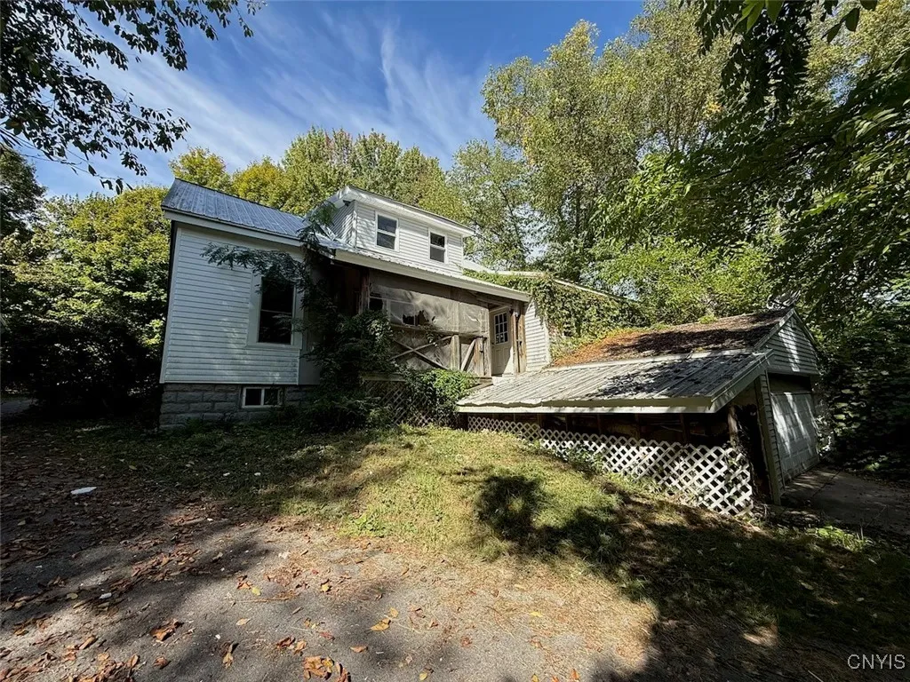 833 County Route 14, Granby, New York 13069, Granby, New York 13069, 4 Bedrooms Bedrooms, 11 Rooms Rooms,3 BathroomsBathrooms,Residential,Closed,833 County Route 14, Granby, New York 13069,0,S1638735