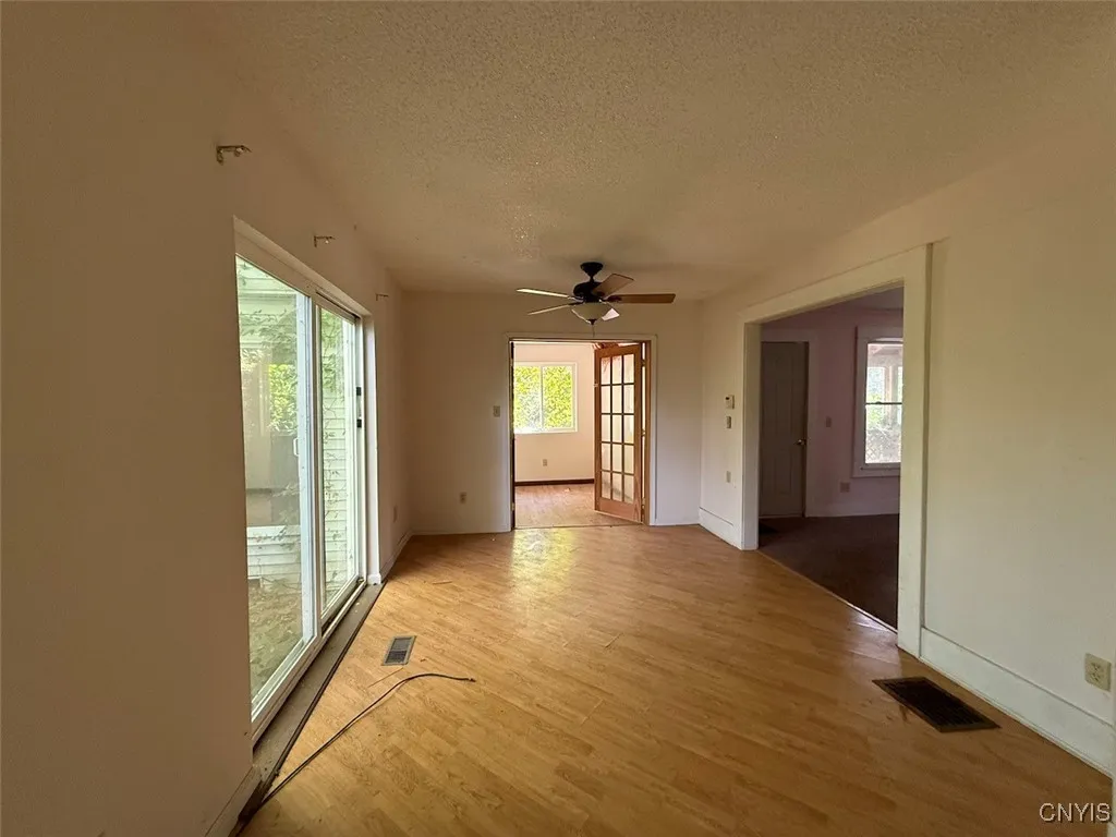 833 County Route 14, Granby, New York 13069, Granby, New York 13069, 4 Bedrooms Bedrooms, 11 Rooms Rooms,3 BathroomsBathrooms,Residential,Closed,833 County Route 14, Granby, New York 13069,0,S1638735