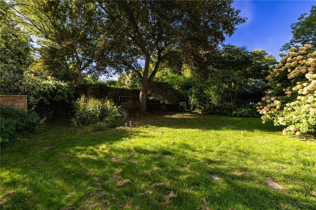 12 Westwood Drive, Perinton, New York 14445, Perinton, New York 14445, 2 Bedrooms Bedrooms, 7 Rooms Rooms,2 BathroomsBathrooms,Residential,Closed,12 Westwood Drive, Perinton, New York 14445,0,R1632006