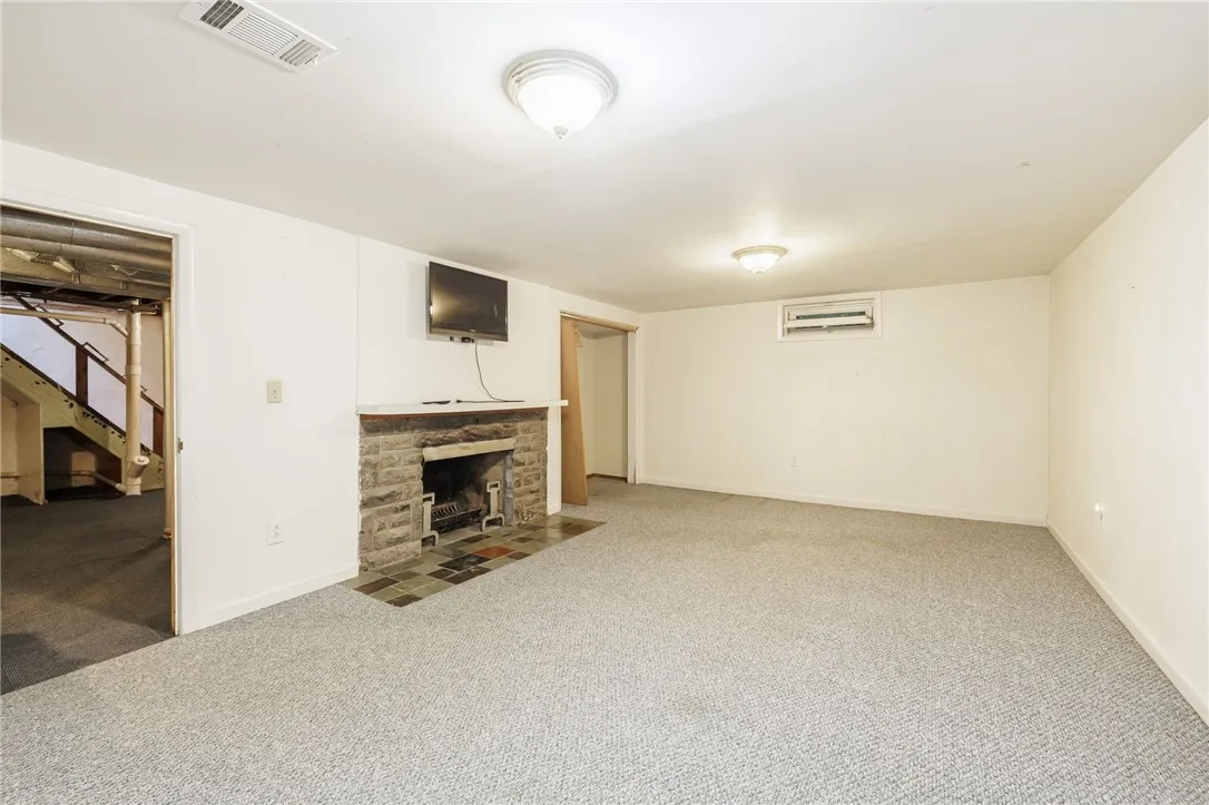 12 Westwood Drive, Perinton, New York 14445, Perinton, New York 14445, 2 Bedrooms Bedrooms, 7 Rooms Rooms,2 BathroomsBathrooms,Residential,Closed,12 Westwood Drive, Perinton, New York 14445,0,R1632006