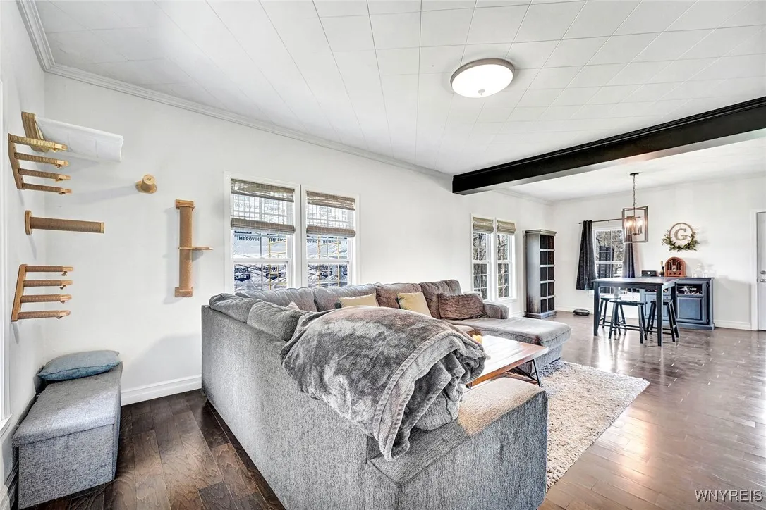 2028 Lakeview Road, Hamburg, New York 14085, Hamburg, New York 14085, 3 Bedrooms Bedrooms, 7 Rooms Rooms,2 BathroomsBathrooms,Residential,For Sale,2028 Lakeview Road, Hamburg, New York 14085,0,B1639158
