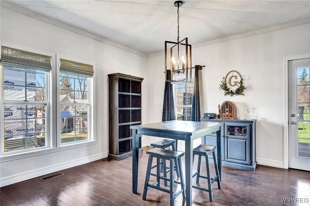 2028 Lakeview Road, Hamburg, New York 14085, Hamburg, New York 14085, 3 Bedrooms Bedrooms, 7 Rooms Rooms,2 BathroomsBathrooms,Residential,For Sale,2028 Lakeview Road, Hamburg, New York 14085,0,B1639158