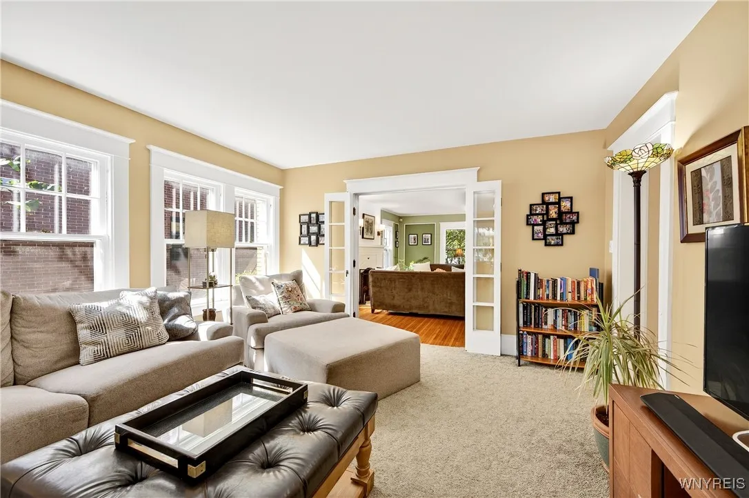 279 Beard Avenue, Buffalo, New York 14214, Buffalo, New York 14214, 3 Bedrooms Bedrooms, 12 Rooms Rooms,3 BathroomsBathrooms,Residential,For Sale,279 Beard Avenue, Buffalo, New York 14214,0,B1637923