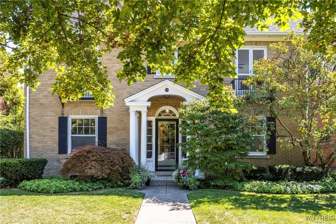 279 Beard Avenue, Buffalo, New York 14214, Buffalo, New York 14214, 3 Bedrooms Bedrooms, 12 Rooms Rooms,3 BathroomsBathrooms,Residential,For Sale,279 Beard Avenue, Buffalo, New York 14214,0,B1637923