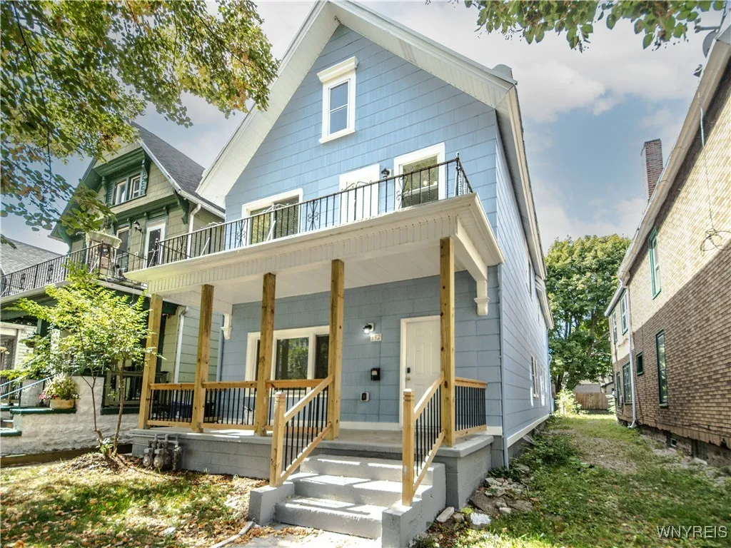 392 Fargo Avenue 2, Buffalo, New York 14213, Buffalo, New York 14213, 6 Bedrooms Bedrooms, ,2 BathroomsBathrooms,Residential,For Sale,392 Fargo Avenue 2, Buffalo, New York 14213,0,B1639167