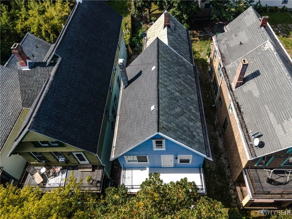 392 Fargo Avenue 2, Buffalo, New York 14213, Buffalo, New York 14213, 6 Bedrooms Bedrooms, ,2 BathroomsBathrooms,Residential,For Sale,392 Fargo Avenue 2, Buffalo, New York 14213,0,B1639167