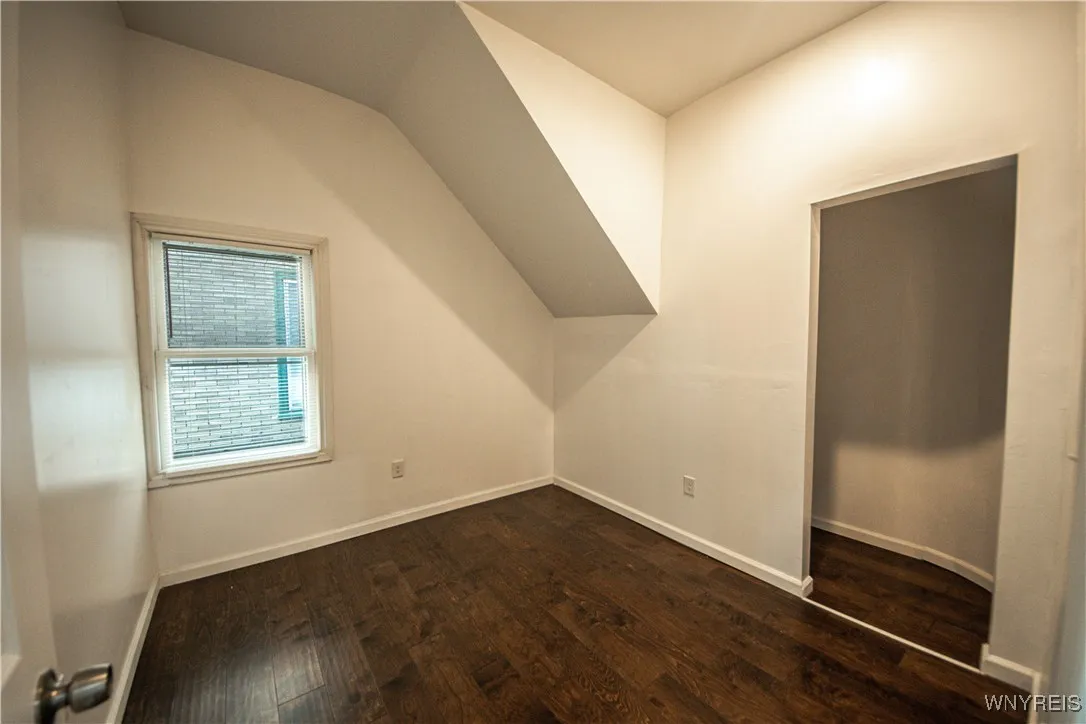 392 Fargo Avenue 2, Buffalo, New York 14213, Buffalo, New York 14213, 6 Bedrooms Bedrooms, ,2 BathroomsBathrooms,Residential,For Sale,392 Fargo Avenue 2, Buffalo, New York 14213,0,B1639167