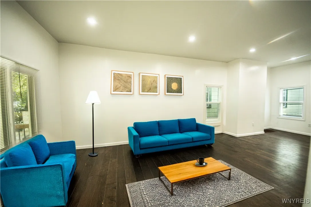 392 Fargo Avenue 2, Buffalo, New York 14213, Buffalo, New York 14213, 6 Bedrooms Bedrooms, ,2 BathroomsBathrooms,Residential,For Sale,392 Fargo Avenue 2, Buffalo, New York 14213,0,B1639167