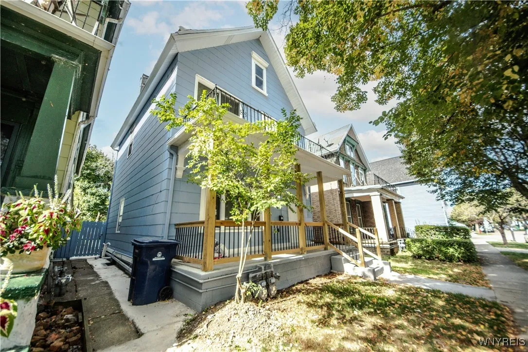 392 Fargo Avenue 2, Buffalo, New York 14213, Buffalo, New York 14213, 6 Bedrooms Bedrooms, ,2 BathroomsBathrooms,Residential,For Sale,392 Fargo Avenue 2, Buffalo, New York 14213,0,B1639167