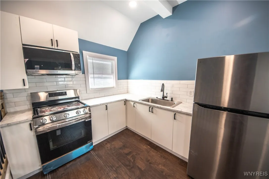 392 Fargo Avenue 2, Buffalo, New York 14213, Buffalo, New York 14213, 6 Bedrooms Bedrooms, ,2 BathroomsBathrooms,Residential,For Sale,392 Fargo Avenue 2, Buffalo, New York 14213,0,B1639167 392 Fargo Avenue 2, Buffalo, New York 14213, Buffalo, New York 14213, 6 Bedrooms Bedrooms, ,2 BathroomsBathrooms,Residential,For Sale,392 Fargo Avenue 2, Buffalo, New York 14213,0,B1639167