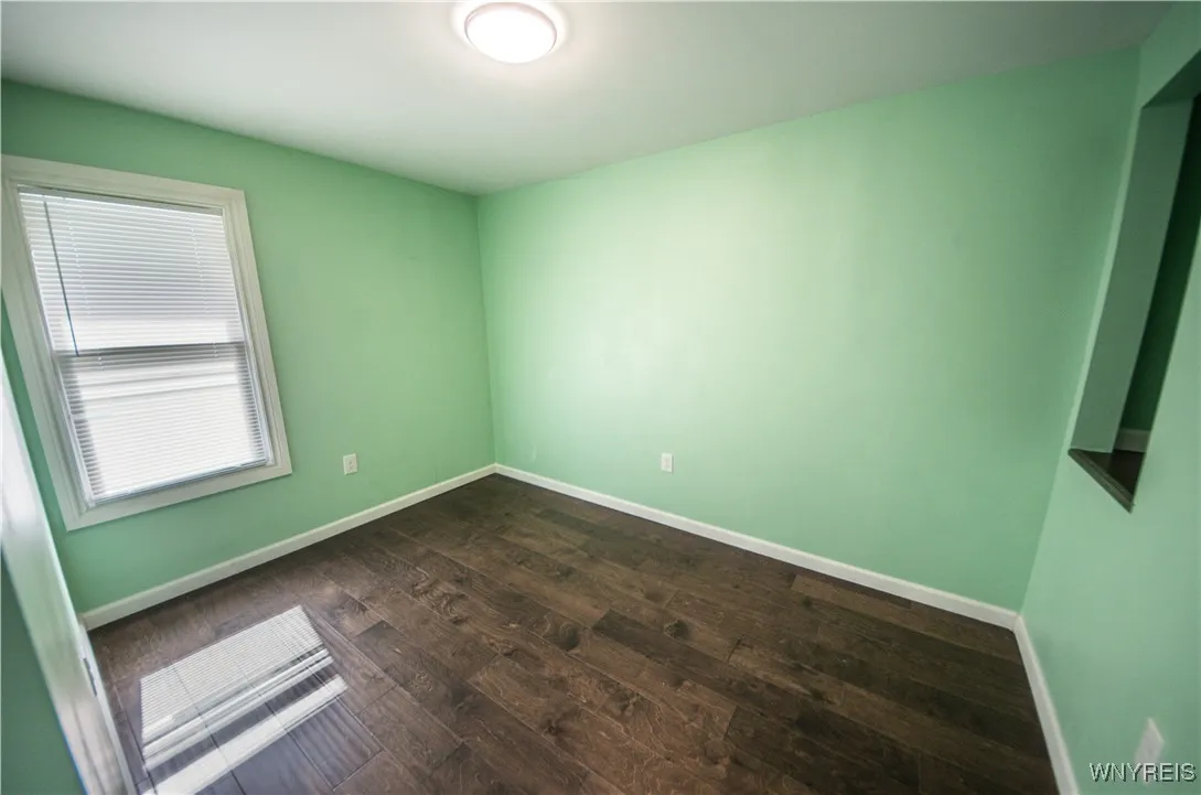 392 Fargo Avenue 2, Buffalo, New York 14213, Buffalo, New York 14213, 6 Bedrooms Bedrooms, ,2 BathroomsBathrooms,Residential,For Sale,392 Fargo Avenue 2, Buffalo, New York 14213,0,B1639167