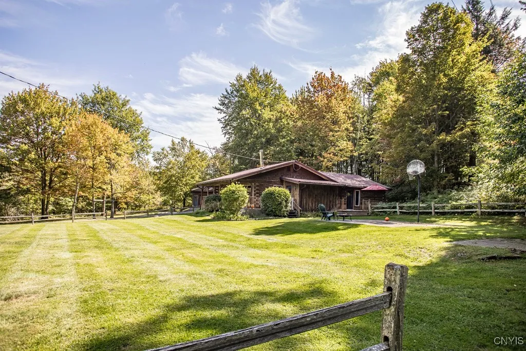 4334 Stone Bridge Road, Nelson, New York 13408, Nelson, New York 13408, 3 Bedrooms Bedrooms, 8 Rooms Rooms,2 BathroomsBathrooms,Residential,Closed,4334 Stone Bridge Road, Nelson, New York 13408,0,S1638862