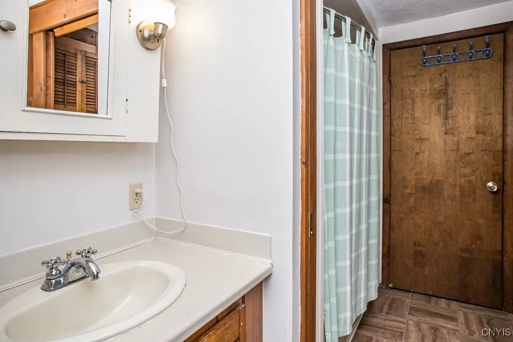 4334 Stone Bridge Road, Nelson, New York 13408, Nelson, New York 13408, 3 Bedrooms Bedrooms, 8 Rooms Rooms,2 BathroomsBathrooms,Residential,Closed,4334 Stone Bridge Road, Nelson, New York 13408,0,S1638862