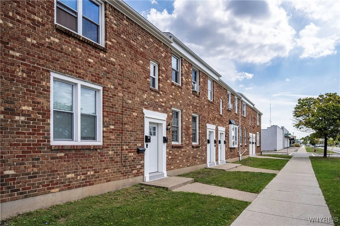2473 Elmwood Avenue, Tonawanda, New York 14217, Tonawanda, New York 14217, 14 Bedrooms Bedrooms, ,Multi Family,For Sale,2473 Elmwood Avenue, Tonawanda, New York 14217,0,B1638433