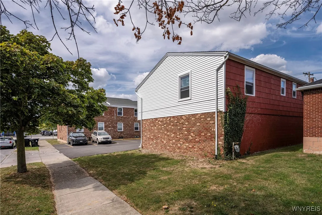 2473 Elmwood Avenue, Tonawanda, New York 14217, Tonawanda, New York 14217, 14 Bedrooms Bedrooms, ,Multi Family,For Sale,2473 Elmwood Avenue, Tonawanda, New York 14217,0,B1638433