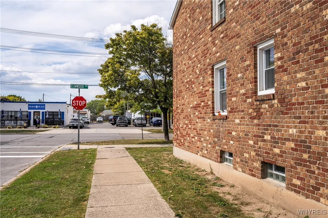 2473 Elmwood Avenue, Tonawanda, New York 14217, Tonawanda, New York 14217, 14 Bedrooms Bedrooms, ,Multi Family,For Sale,2473 Elmwood Avenue, Tonawanda, New York 14217,0,B1638433