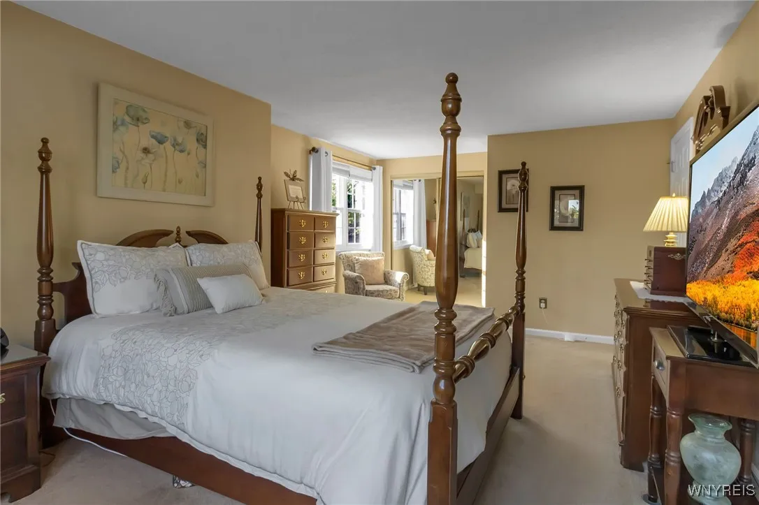 110 Stepping Stone Lane, Orchard Park, New York 14, Orchard Park, New York 14127, 2 Bedrooms Bedrooms, 8 Rooms Rooms,1 BathroomBathrooms,Residential,For Sale,110 Stepping Stone Lane, Orchard Park, New York 14,0,B1638330
