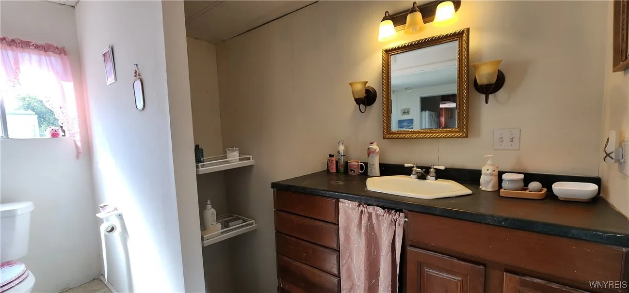 287 Fox Hunt Drive, Lockport Town, New York 14094, Lockport Town, New York 14094, 2 Bedrooms Bedrooms, 4 Rooms Rooms,2 BathroomsBathrooms,Residential,For Sale,287 Fox Hunt Drive, Lockport Town, New York 14094,0,B1639119