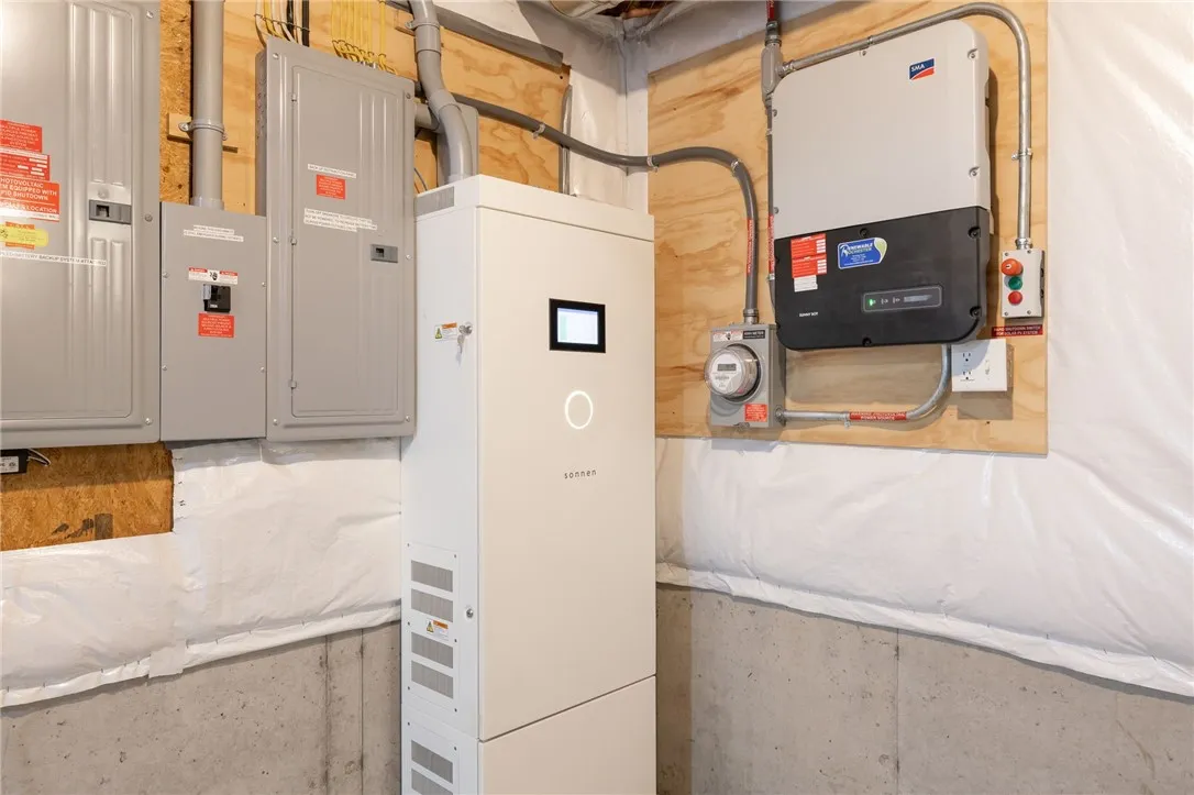 255 Gallant Fox Lane, Webster, New York 14580, Webster, New York 14580, 5 Bedrooms Bedrooms, 15 Rooms Rooms,3 BathroomsBathrooms,Residential,Closed,255 Gallant Fox Lane, Webster, New York 14580,0,R1633666