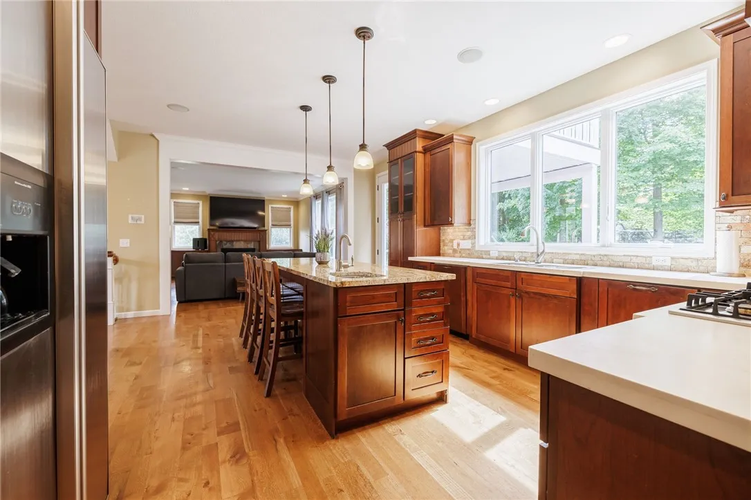 255 Gallant Fox Lane, Webster, New York 14580, Webster, New York 14580, 5 Bedrooms Bedrooms, 15 Rooms Rooms,3 BathroomsBathrooms,Residential,Closed,255 Gallant Fox Lane, Webster, New York 14580,0,R1633666