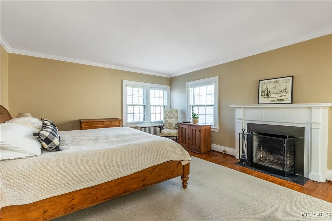 28 Penhurst Park, Buffalo, New York 14222, Buffalo, New York 14222, 4 Bedrooms Bedrooms, 13 Rooms Rooms,3 BathroomsBathrooms,Residential,For Sale,28 Penhurst Park, Buffalo, New York 14222,0,B1637976