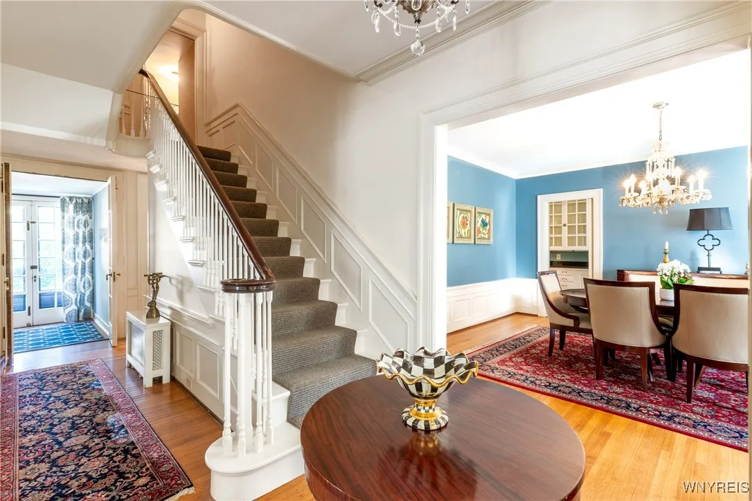 28 Penhurst Park, Buffalo, New York 14222, Buffalo, New York 14222, 4 Bedrooms Bedrooms, 13 Rooms Rooms,3 BathroomsBathrooms,Residential,For Sale,28 Penhurst Park, Buffalo, New York 14222,0,B1637976