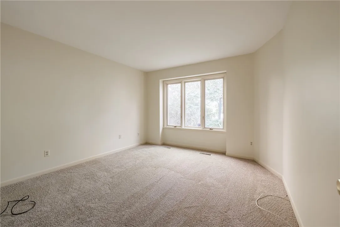 7 Sky Ridge Drive, Penfield, New York 14625, Penfield, New York 14625, 2 Bedrooms Bedrooms, 5 Rooms Rooms,2 BathroomsBathrooms,Residential,Closed,7 Sky Ridge Drive, Penfield, New York 14625,0,R1639233