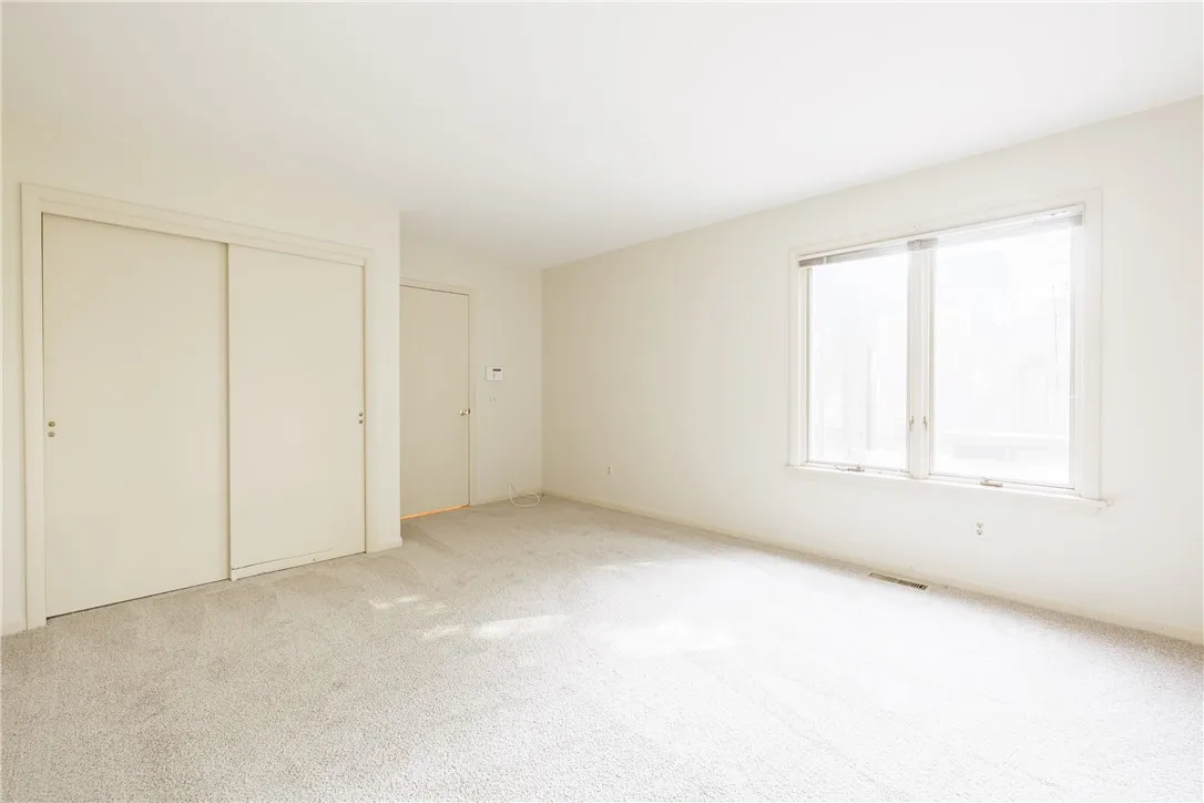7 Sky Ridge Drive, Penfield, New York 14625, Penfield, New York 14625, 2 Bedrooms Bedrooms, 5 Rooms Rooms,2 BathroomsBathrooms,Residential,Closed,7 Sky Ridge Drive, Penfield, New York 14625,0,R1639233