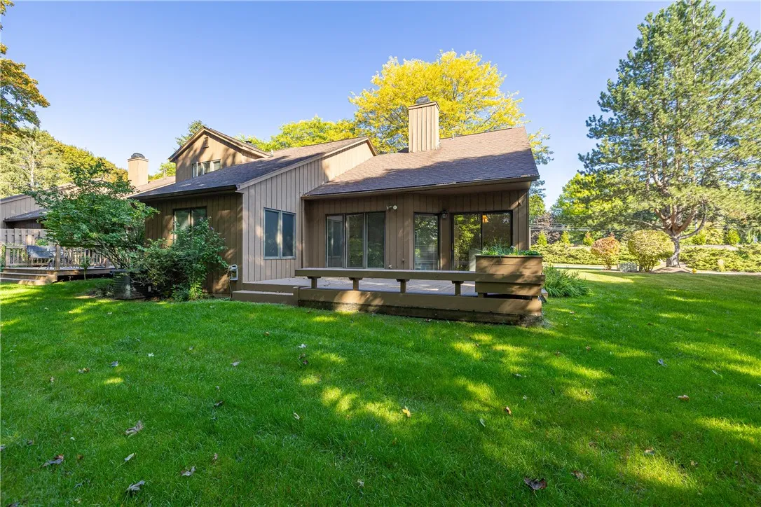 7 Sky Ridge Drive, Penfield, New York 14625, Penfield, New York 14625, 2 Bedrooms Bedrooms, 5 Rooms Rooms,2 BathroomsBathrooms,Residential,Closed,7 Sky Ridge Drive, Penfield, New York 14625,0,R1639233