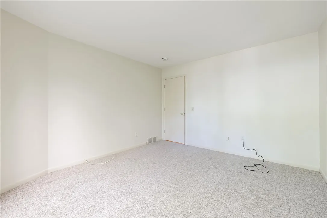 7 Sky Ridge Drive, Penfield, New York 14625, Penfield, New York 14625, 2 Bedrooms Bedrooms, 5 Rooms Rooms,2 BathroomsBathrooms,Residential,Closed,7 Sky Ridge Drive, Penfield, New York 14625,0,R1639233