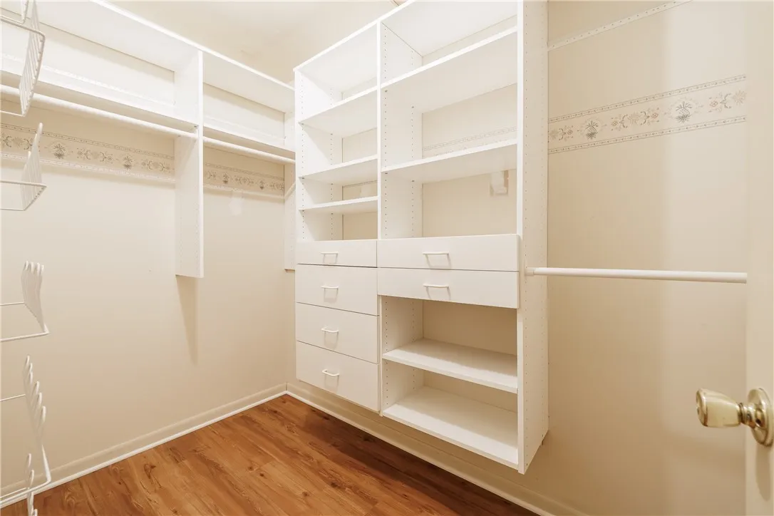 7 Sky Ridge Drive, Penfield, New York 14625, Penfield, New York 14625, 2 Bedrooms Bedrooms, 5 Rooms Rooms,2 BathroomsBathrooms,Residential,Closed,7 Sky Ridge Drive, Penfield, New York 14625,0,R1639233