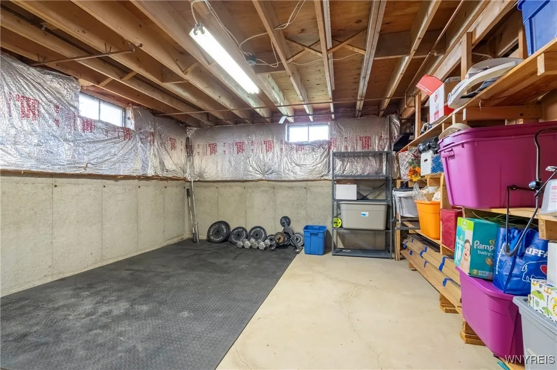 293 Bramblewood Lane, Amherst, New York 14051, Amherst, New York 14051, 2 Bedrooms Bedrooms, 5 Rooms Rooms,2 BathroomsBathrooms,Residential,Closed,293 Bramblewood Lane, Amherst, New York 14051,0,B1639039