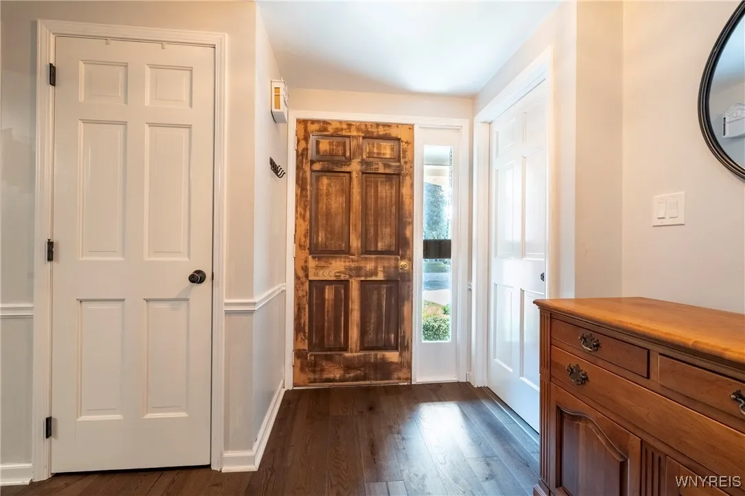 293 Bramblewood Lane, Amherst, New York 14051, Amherst, New York 14051, 2 Bedrooms Bedrooms, 5 Rooms Rooms,2 BathroomsBathrooms,Residential,Closed,293 Bramblewood Lane, Amherst, New York 14051,0,B1639039