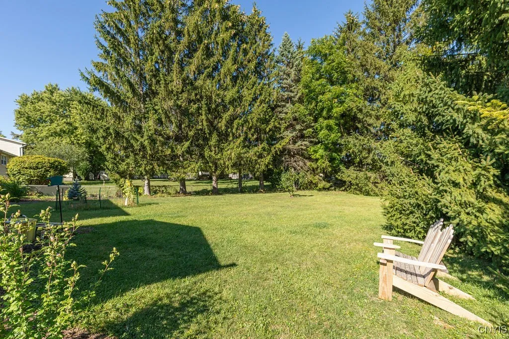 119 Suffolk Road, Camillus, New York 13219, Camillus, New York 13219, 3 Bedrooms Bedrooms, 7 Rooms Rooms,2 BathroomsBathrooms,Residential,Closed,119 Suffolk Road, Camillus, New York 13219,0,S1639118