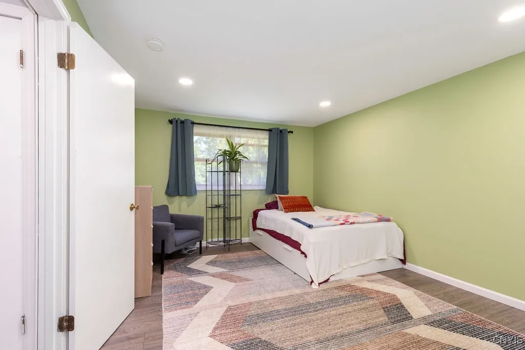 119 Suffolk Road, Camillus, New York 13219, Camillus, New York 13219, 3 Bedrooms Bedrooms, 7 Rooms Rooms,2 BathroomsBathrooms,Residential,Closed,119 Suffolk Road, Camillus, New York 13219,0,S1639118