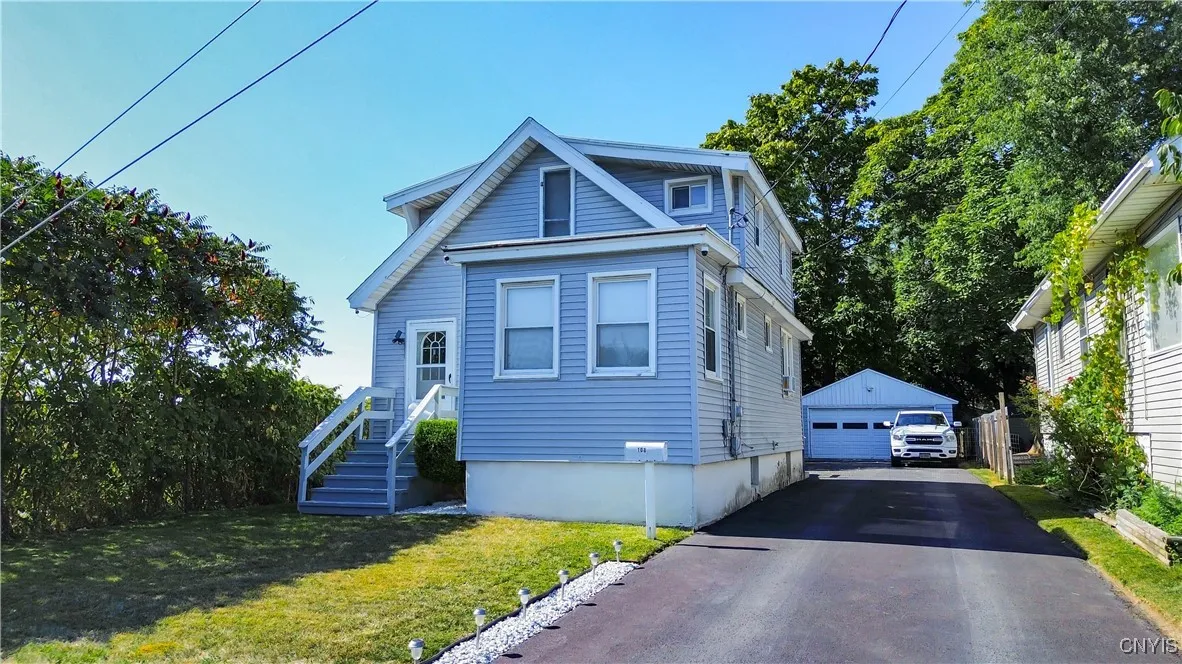 108 Wells Place, Utica, New York 13502, Utica, New York 13502, 2 Bedrooms Bedrooms, 8 Rooms Rooms,1 BathroomBathrooms,Residential,For Sale,108 Wells Place, Utica, New York 13502,0,S1639314