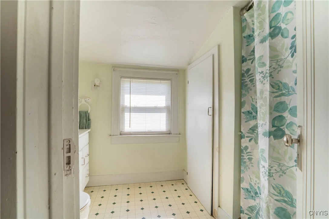 108 Wells Place, Utica, New York 13502, Utica, New York 13502, 2 Bedrooms Bedrooms, 8 Rooms Rooms,1 BathroomBathrooms,Residential,For Sale,108 Wells Place, Utica, New York 13502,0,S1639314