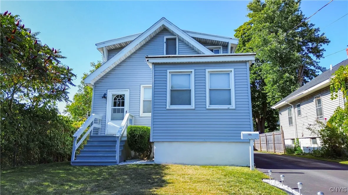 108 Wells Place, Utica, New York 13502, Utica, New York 13502, 2 Bedrooms Bedrooms, 8 Rooms Rooms,1 BathroomBathrooms,Residential,For Sale,108 Wells Place, Utica, New York 13502,0,S1639314