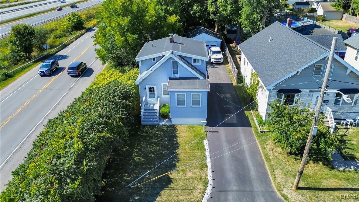 108 Wells Place, Utica, New York 13502, Utica, New York 13502, 2 Bedrooms Bedrooms, 8 Rooms Rooms,1 BathroomBathrooms,Residential,For Sale,108 Wells Place, Utica, New York 13502,0,S1639314