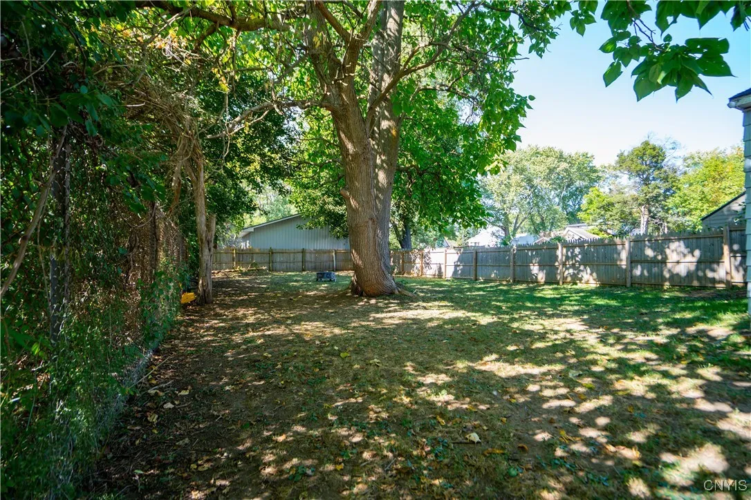 108 Wells Place, Utica, New York 13502, Utica, New York 13502, 2 Bedrooms Bedrooms, 8 Rooms Rooms,1 BathroomBathrooms,Residential,For Sale,108 Wells Place, Utica, New York 13502,0,S1639314