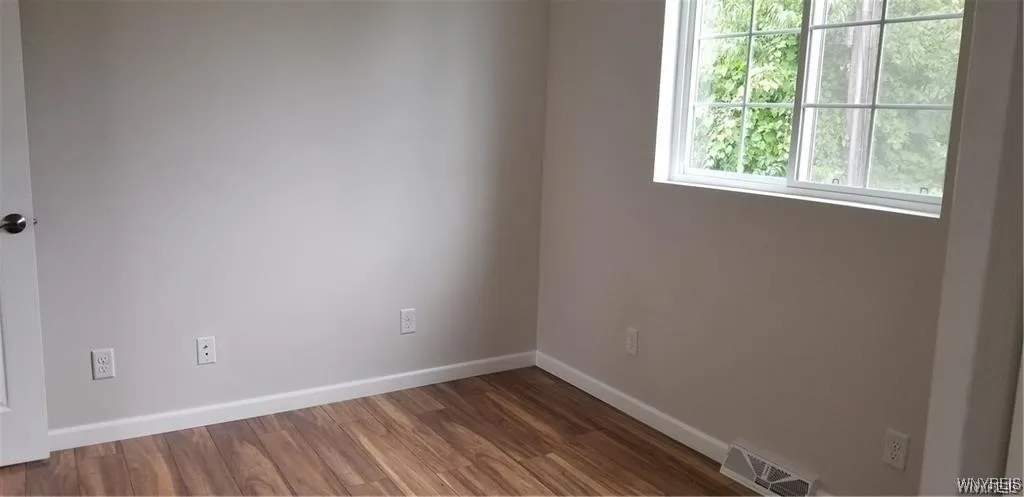 8137 Sheridan Drive 6 Upper, Clarence, New York 14, Clarence, New York 14221, 3 Bedrooms Bedrooms, 6 Rooms Rooms,1 BathroomBathrooms,Residential Lease,Closed,8137 Sheridan Drive 6 Upper, Clarence, New York 14,0,B1639341