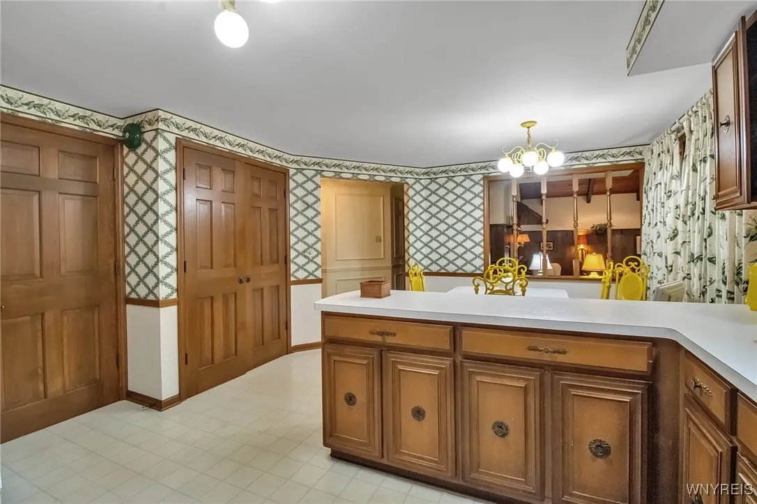 31 Shadow Wood Dr Drive, Amherst, New York 14051, Amherst, New York 14051, 3 Bedrooms Bedrooms, 7 Rooms Rooms,2 BathroomsBathrooms,Residential,For Sale,31 Shadow Wood Dr Drive, Amherst, New York 14051,0,B1639379