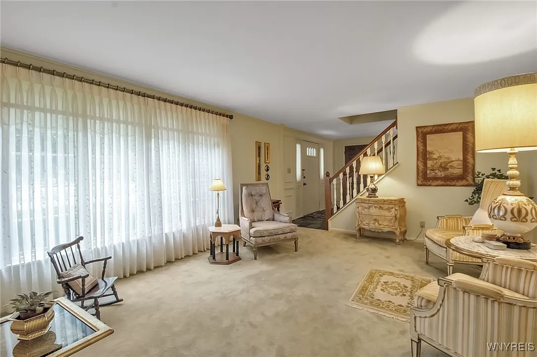 31 Shadow Wood Dr Drive, Amherst, New York 14051, Amherst, New York 14051, 3 Bedrooms Bedrooms, 7 Rooms Rooms,2 BathroomsBathrooms,Residential,For Sale,31 Shadow Wood Dr Drive, Amherst, New York 14051,0,B1639379