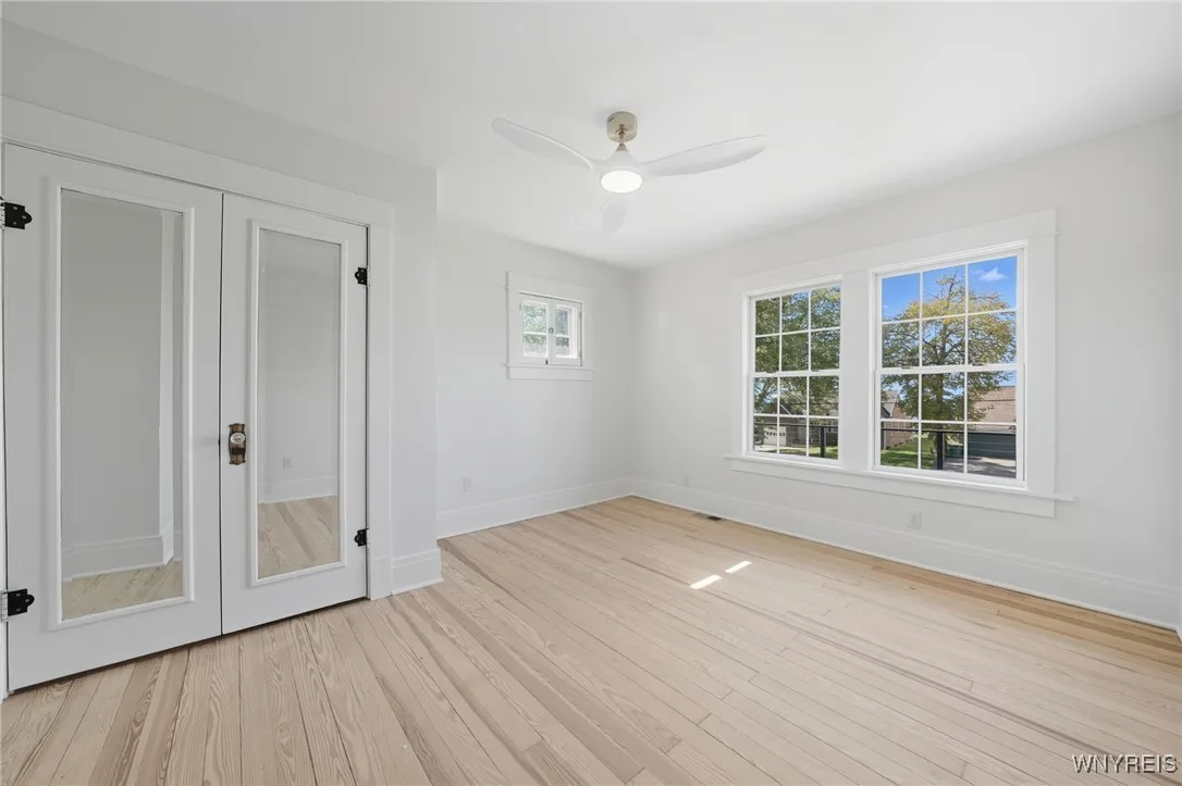4763 Clifton Parkway, Hamburg, New York 14075, Hamburg, New York 14075, 3 Bedrooms Bedrooms, 10 Rooms Rooms,2 BathroomsBathrooms,Residential,For Sale,4763 Clifton Parkway, Hamburg, New York 14075,0,B1639305