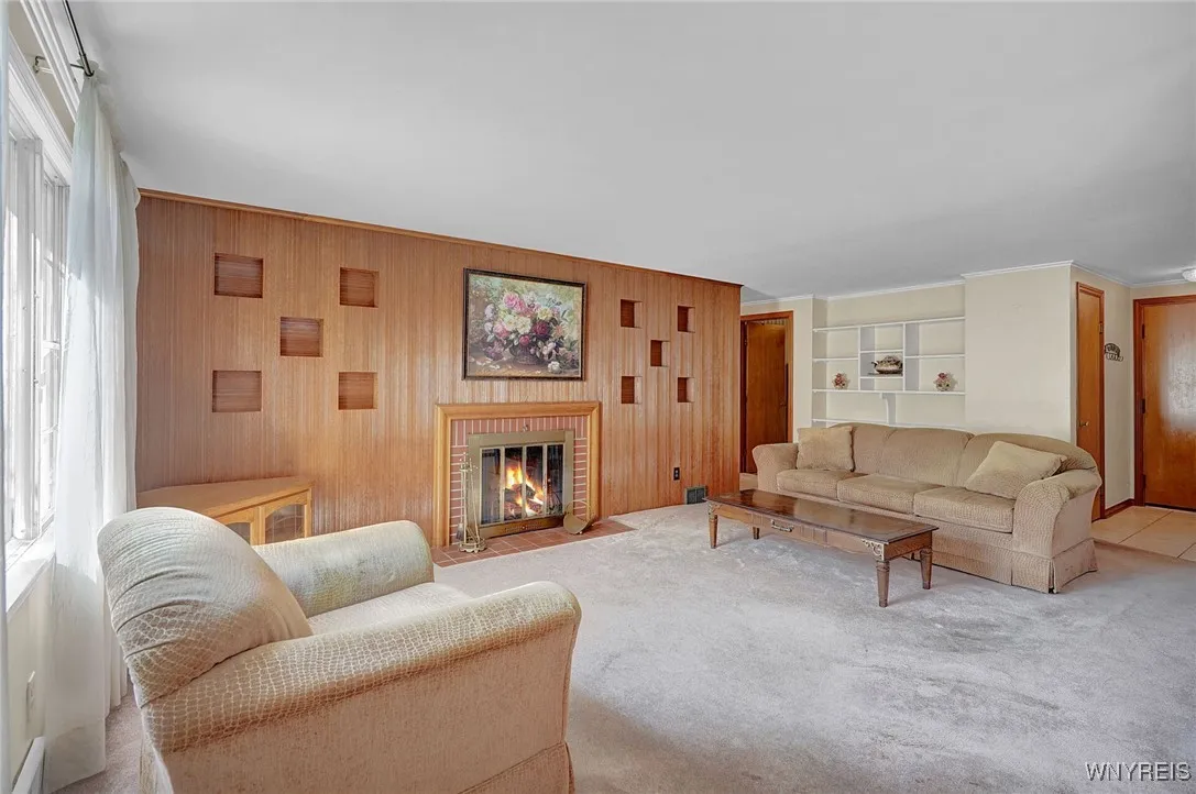 111 Paramount Parkway, Tonawanda, New York 14223, Tonawanda, New York 14223, 3 Bedrooms Bedrooms, 6 Rooms Rooms,1 BathroomBathrooms,Residential,Closed,111 Paramount Parkway, Tonawanda, New York 14223,0,B1638617